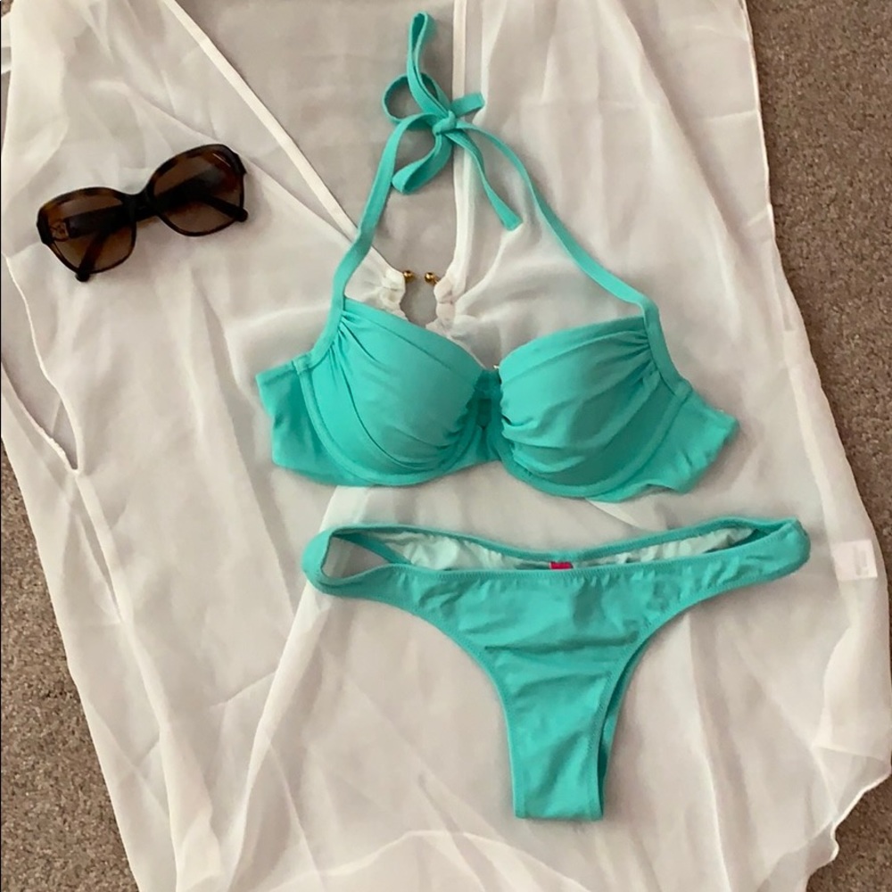 Victoria’s Secret Bikini 32B/XS